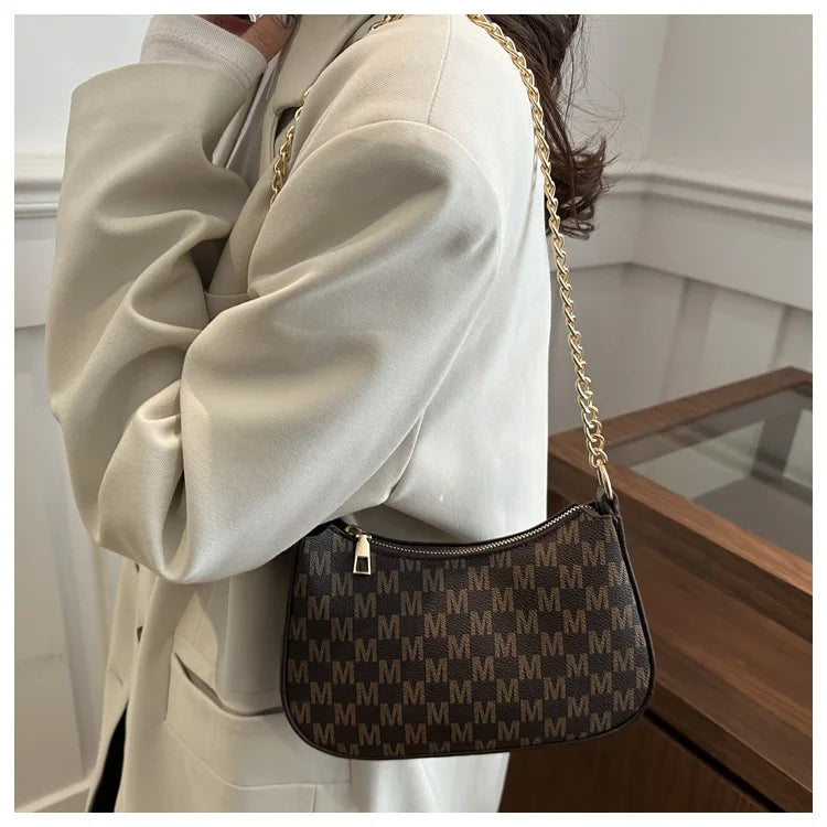 Vintage Style Square Handbag Crossbody Bag Adjustable Strap Women Messenger Shoulder Bag Sophisticated Accessory Tote Bag Purse