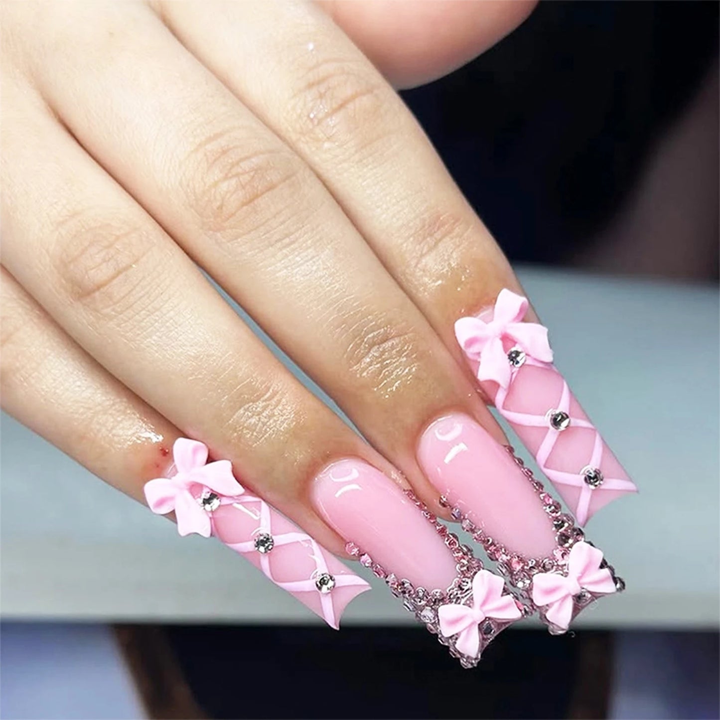 24pcs Nude Pink False Nails Patches 3D Bowknots Flower Press On Nails 2024 New Wearable White French Style Fake Nail Tips