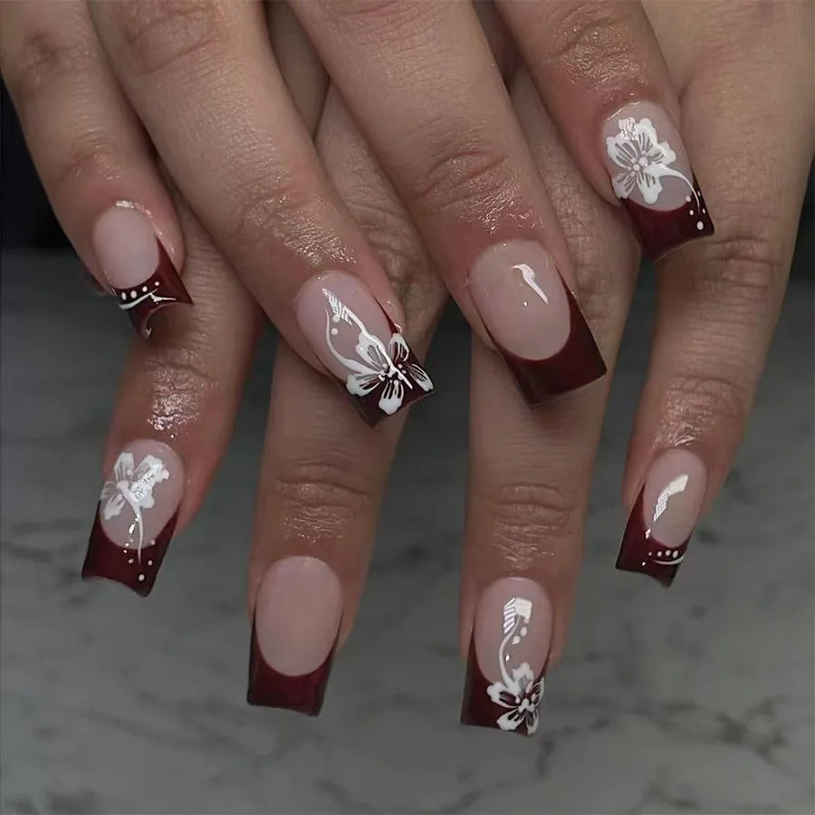 24Pcs Fairy White Flower Fake Nails Pink French Tip Press on Nails Short Square Wearable False Nail for Girls DIY