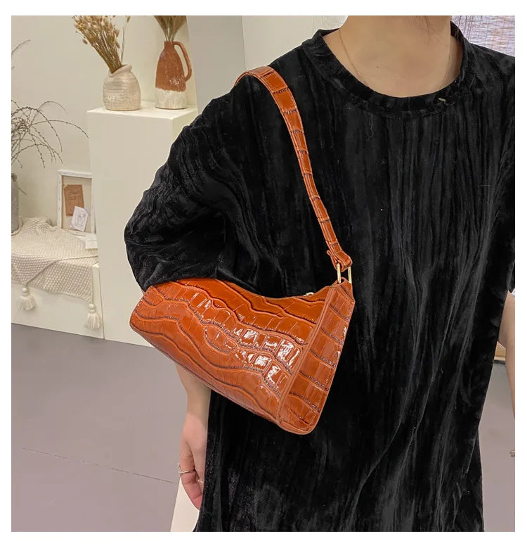 Fashion PU Leather Bags for Women Alligator Pattern Armpit Handbag Female Small Underarm Messenger Bag Purse Shoulder Handbags