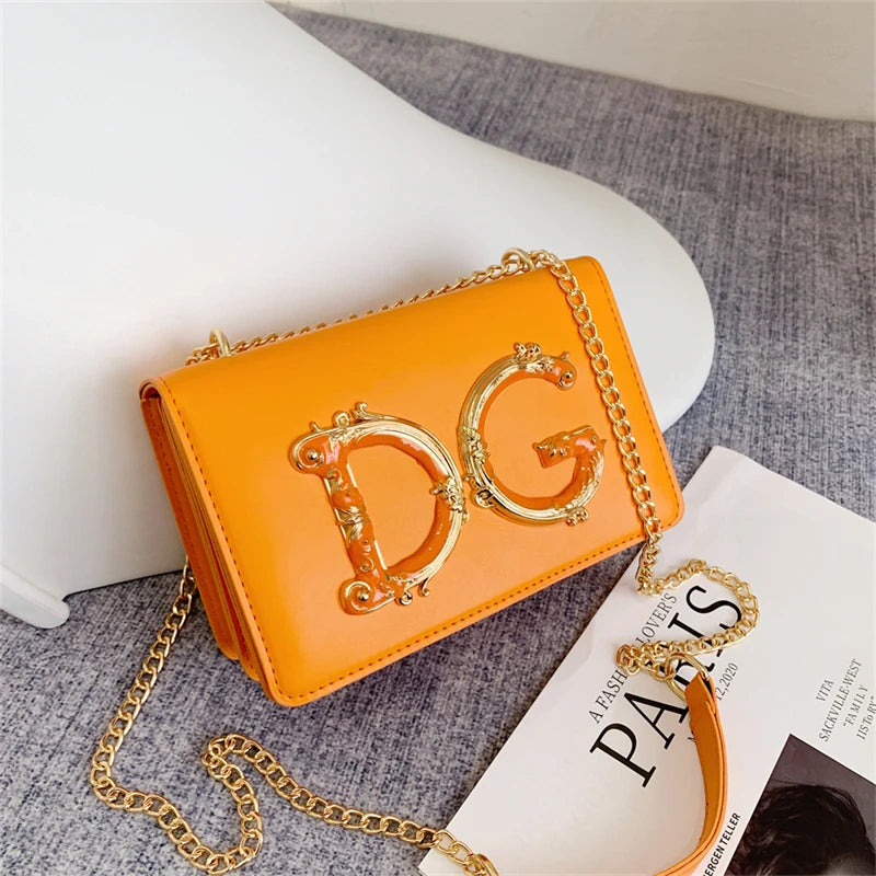 Stylish Crossbody Bag Ladies Handbag Made Of Genuine Leather With Gold Accents Fashionable Everyday Essential