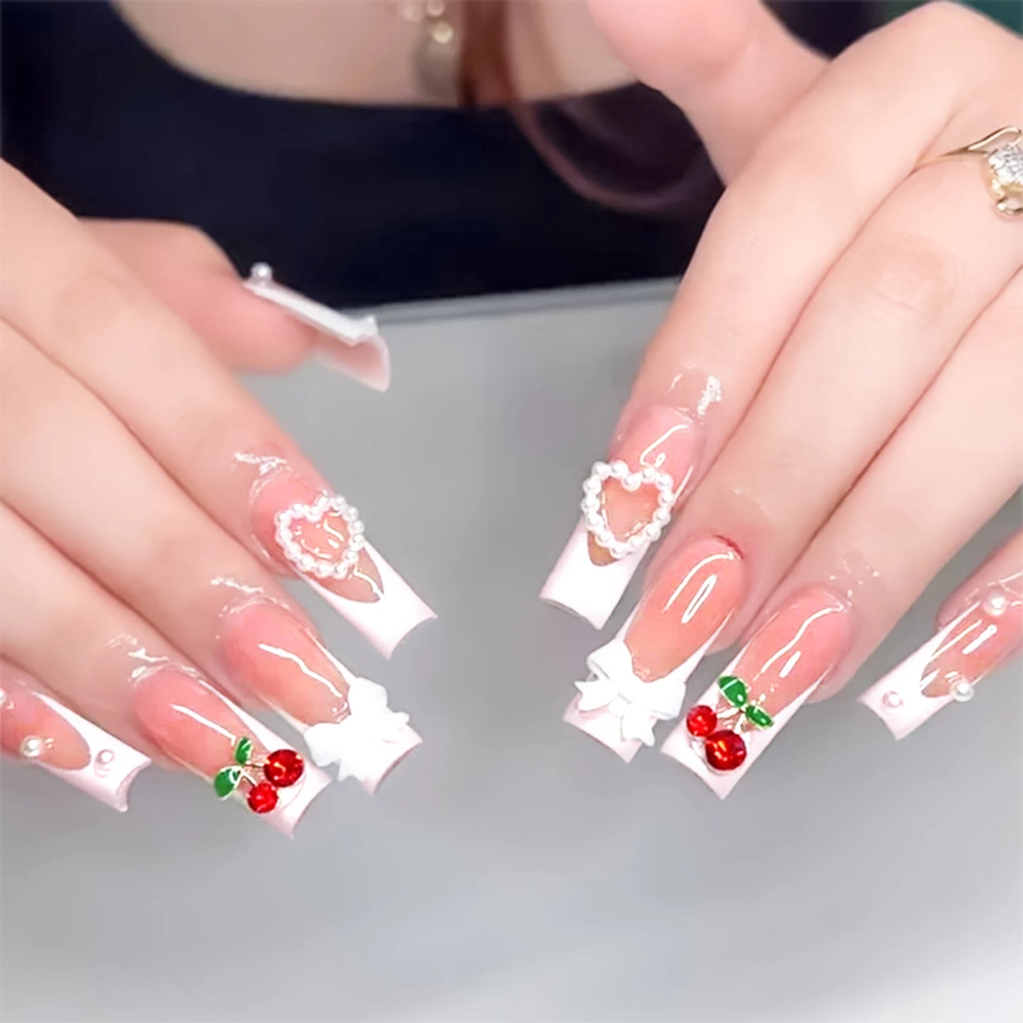 24pcs Nude Pink False Nails Patches 3D Bowknots Flower Press On Nails 2024 New Wearable White French Style Fake Nail Tips