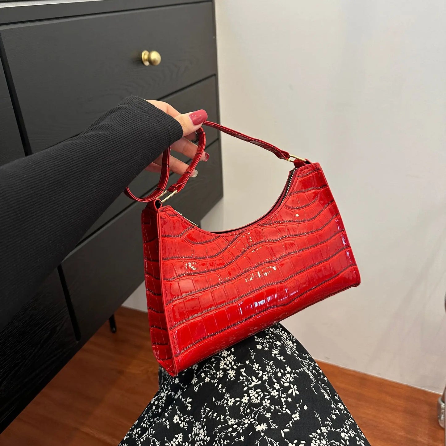 Fashion PU Leather Bags for Women Alligator Pattern Armpit Handbag Female Small Underarm Messenger Bag Purse Shoulder Handbags