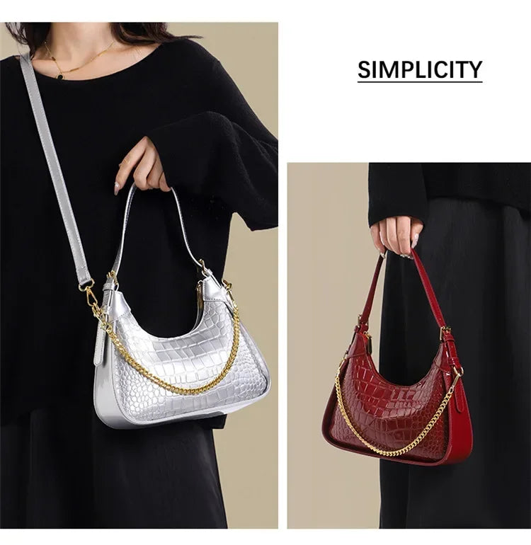 Women's Large - Capacity Tote Bag | Casual Simple Shoulder Style, Retro - Inspired Design for Commuting, Spacious Interior