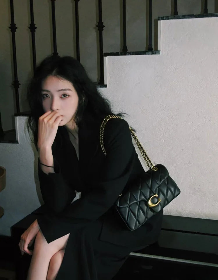 2025 New Arrival Chain Crossbody Bag, Quilted Sheepskin Shoulder Bag, Fashion Tote and Underarm Bag for Women