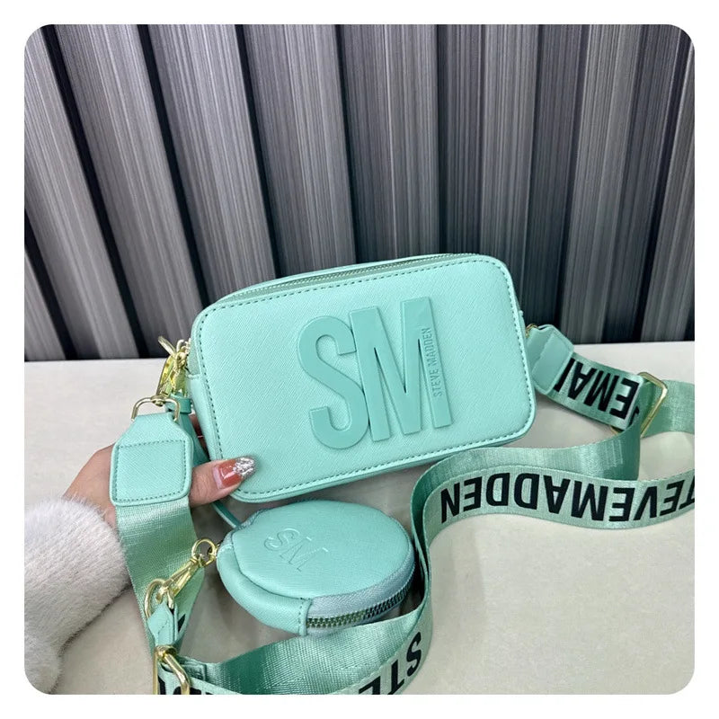 2024 Spring/Summer New Fashion Camera Bag with Wide Shoulder Strap, Lettering, Small Square Bag, Crossbody Bag