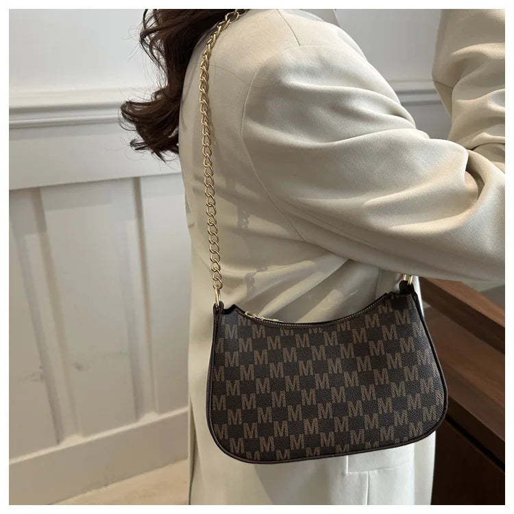 Vintage Style Square Handbag Crossbody Bag Adjustable Strap Women Messenger Shoulder Bag Sophisticated Accessory Tote Bag Purse
