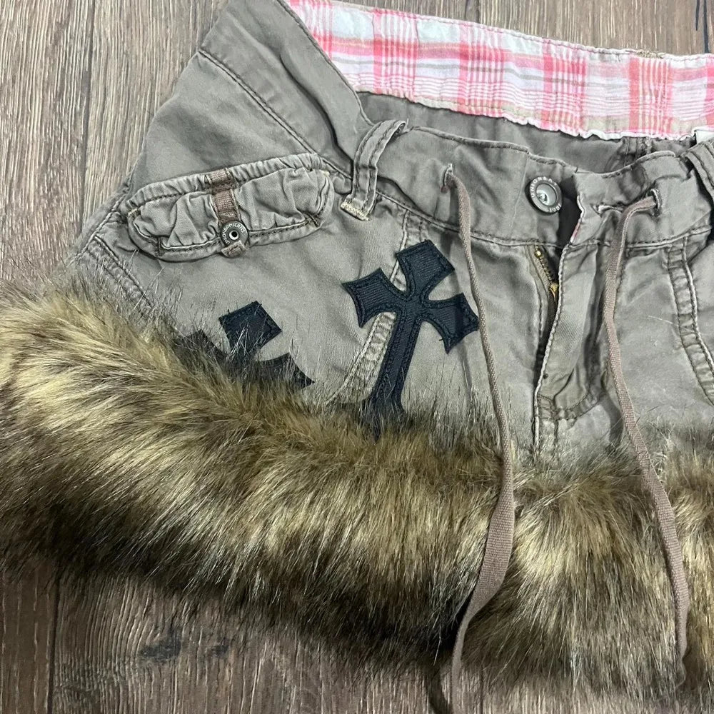 Y2K Vintage Khaki Raw Edge Cargo Skirt Harajuku Hottie Low Waist Mini Skirt Gothic Casual Cross Graphic Embroidery Short Skirt