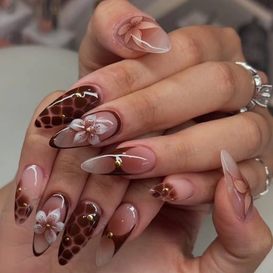 24pcs Retro Brown False Nails y2k Leopard Print Fake Nails Tips Wearable Detachable Spice Girl French Almond Press on Nails