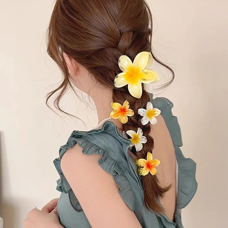Summer Hawaiian Flower Hair Claw Clip Fashion Plastic Flower Hairpins Ponytail Clips Barrettes Beach Hair Accessories Headwear