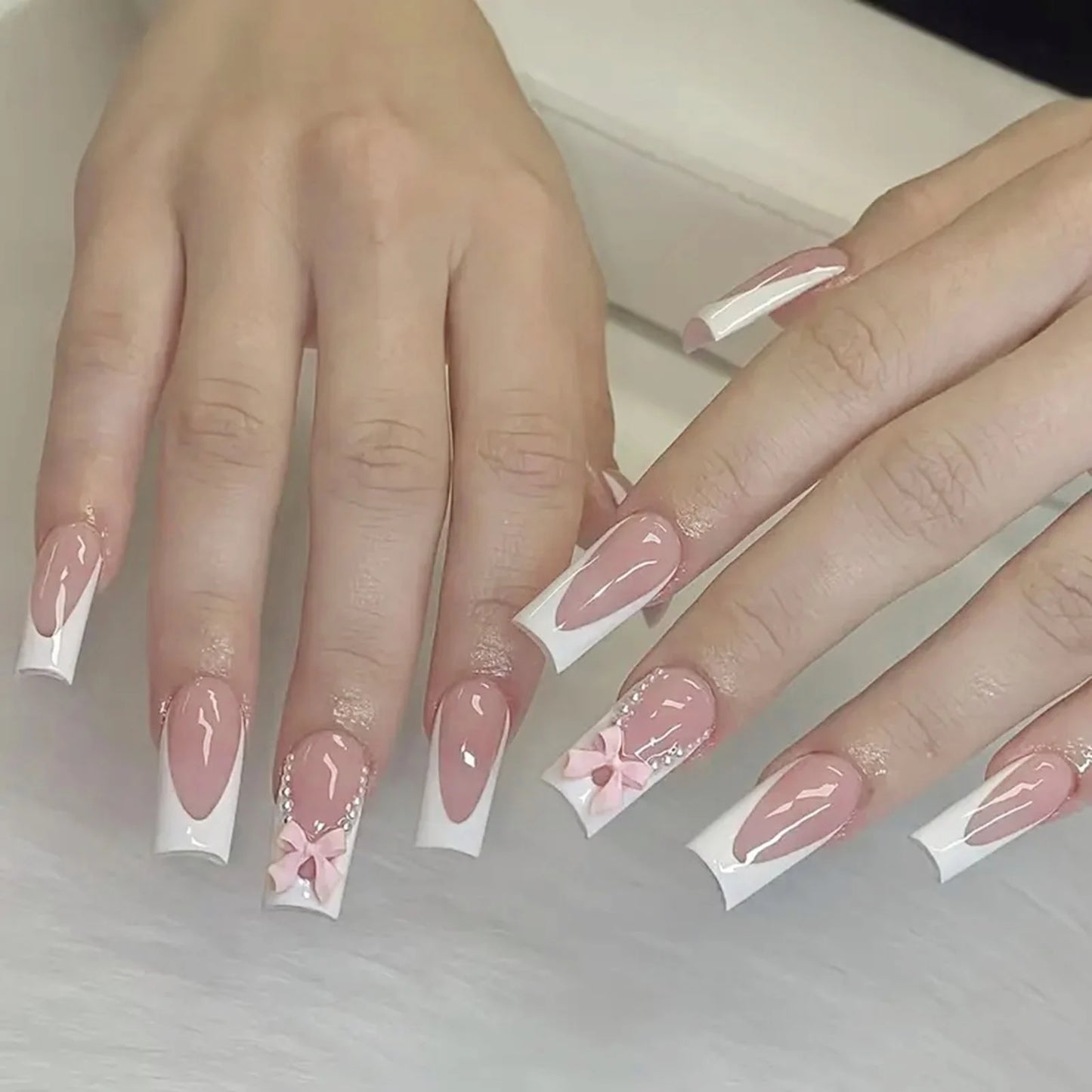 White French Press on Nails 3D Bowknot Fake Nails Tips Full Cover Wearable False Nails for Women and Girls DIY 24Pcs