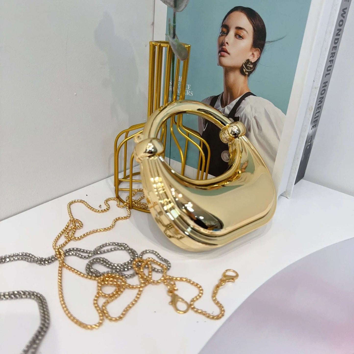 Mini Golden Evening Bag Purses and Handbags Luxury Designer Shoulder Bags Funny Shape Party Wedding Acrylic Knot Clutch Purse