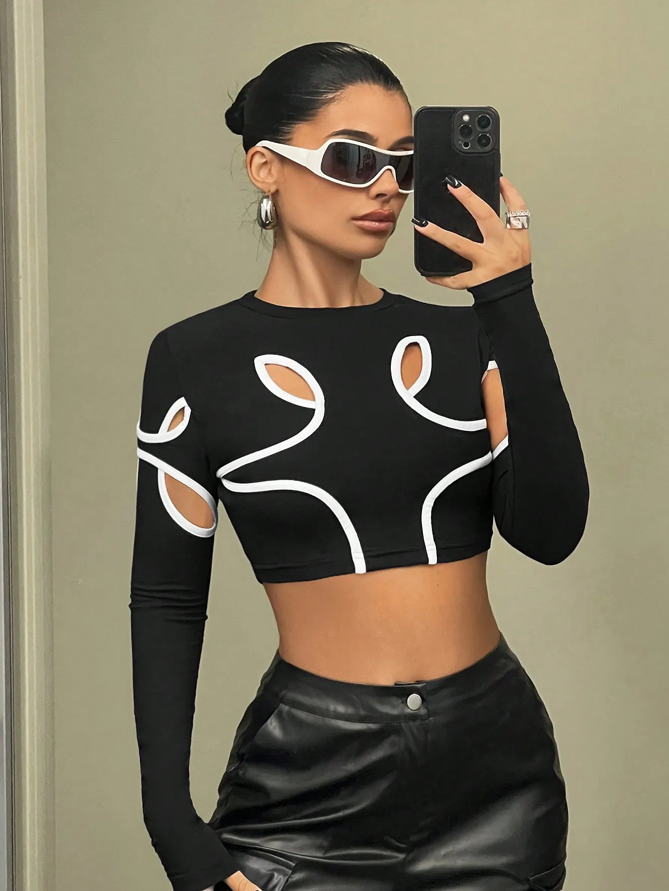 Spring and summer fashion short long sleeve top slim senior sense round neck spice girl style design lady