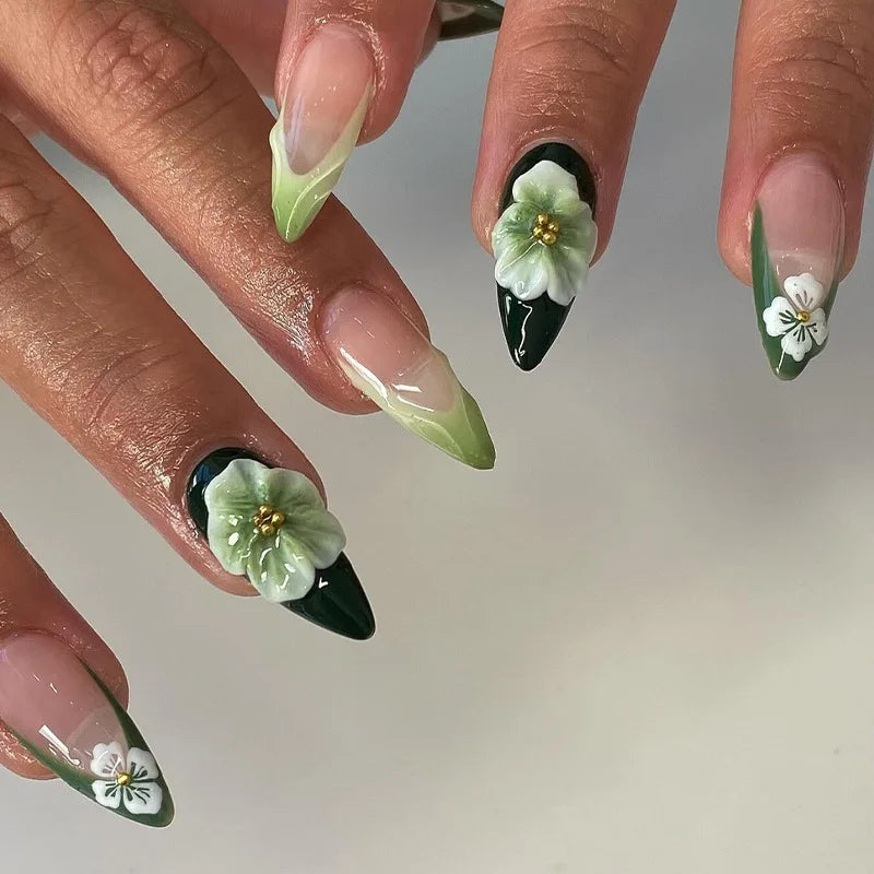 24pcs Short Almond French Press on Nails Ins Flower Design Fake Nail Tips Wearable Full Cover Sweet Korean Cute Fake Nail Patch
