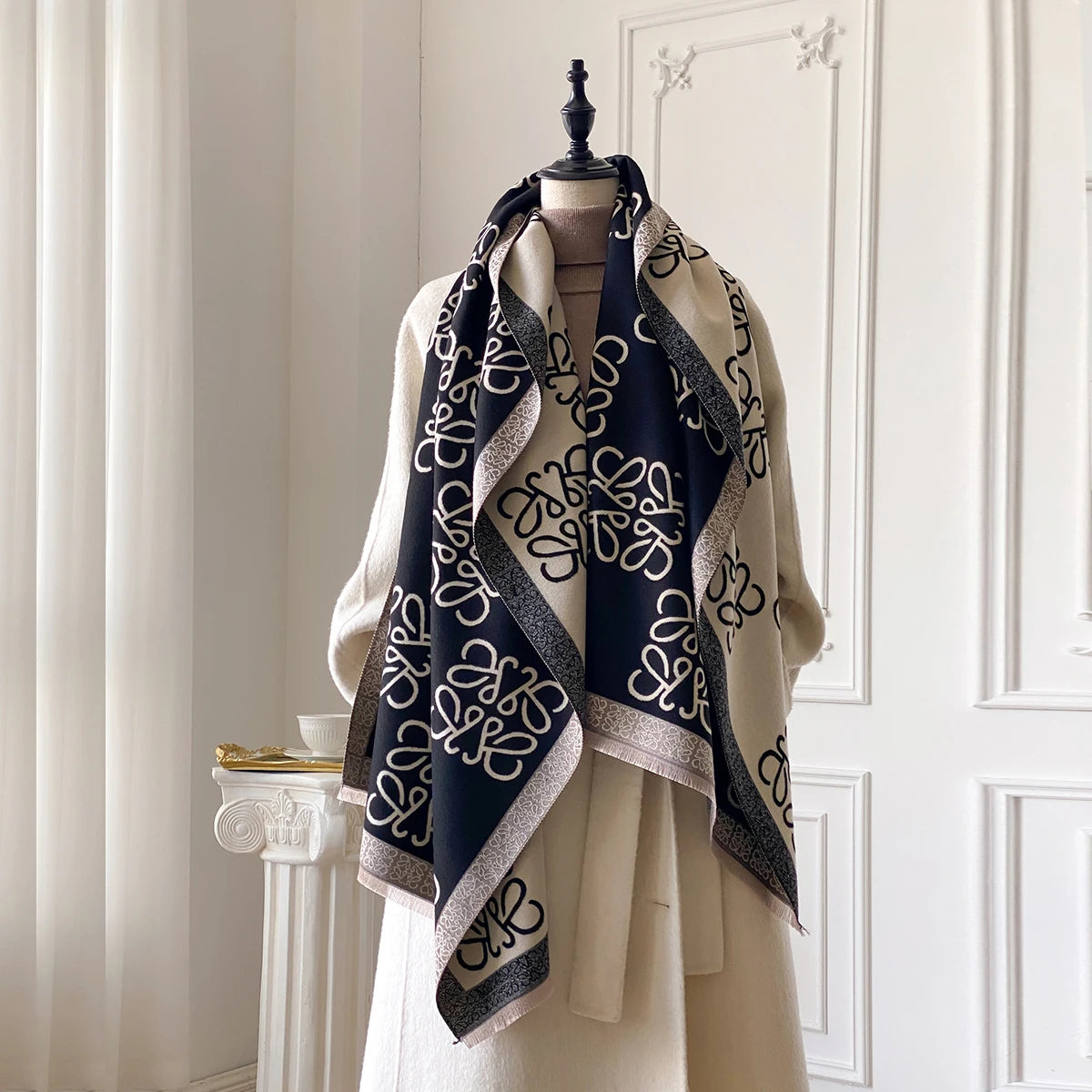 2025 New Women's Scarf Warm Scarf Shawl Simple Imitation Cashmere Scarf Thick Shawl Jacquard Fashion Autumn and Winter