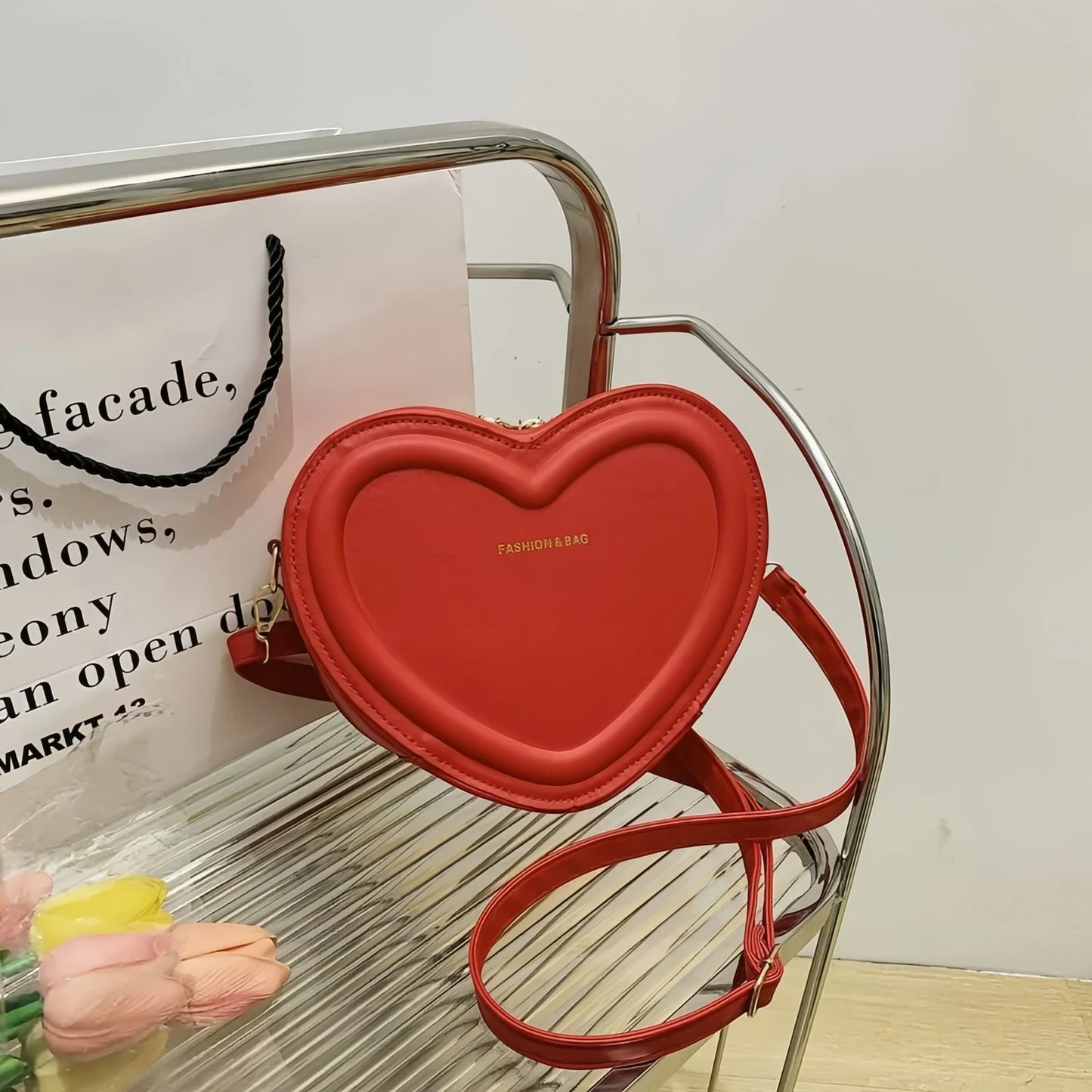 Hot Selling Heart Crossbody Bag Women's Solid Color PU Leather Versatile Sweet Shoulder Bag Fashion Handbag-tan