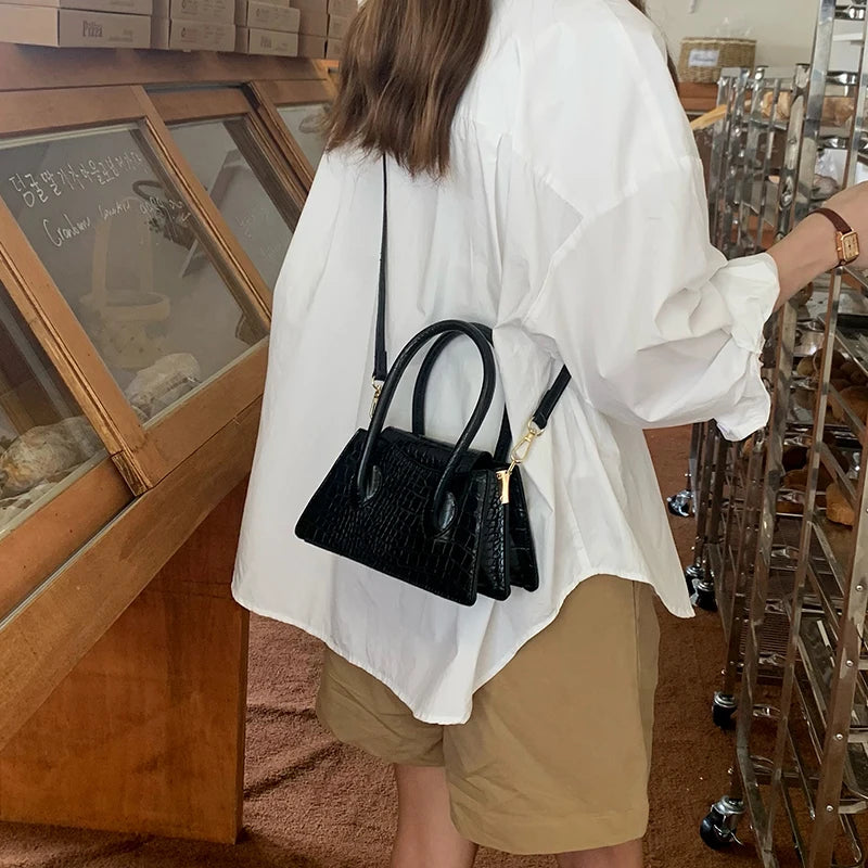 Fashion Pink Small Square Women Clutch Purse Handbags New Simple Ladies Messenger Bag Solid Color Female Shoulder Crossbody Bags
