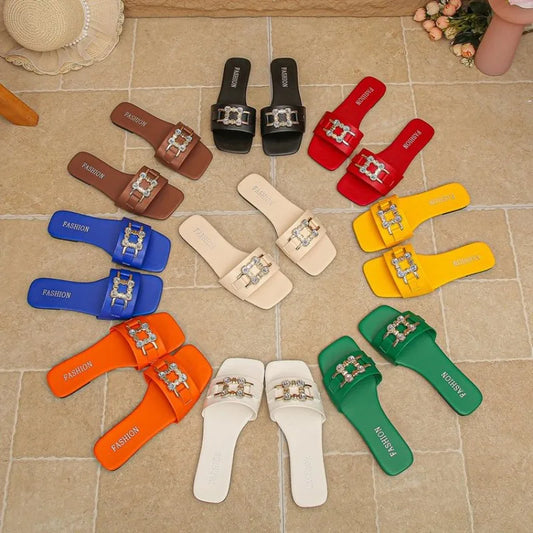 Fashion Women Slippers Lightweight Flat Sandals Trend Metal Decoration Casual Shoes Square Toe Chain Slippers Beach Slides Women