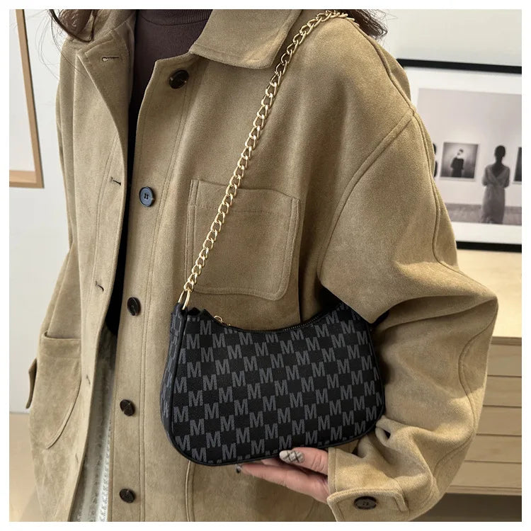 Vintage Style Square Handbag Crossbody Bag Adjustable Strap Women Messenger Shoulder Bag Sophisticated Accessory Tote Bag Purse