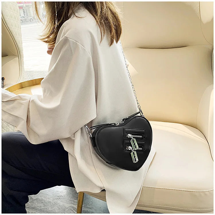 Gothic Heart Blade Zipper Chain Crossbody Bags for Women Girl Casual Shoulder Purses Handbags Techwear Summer Wallet Goth