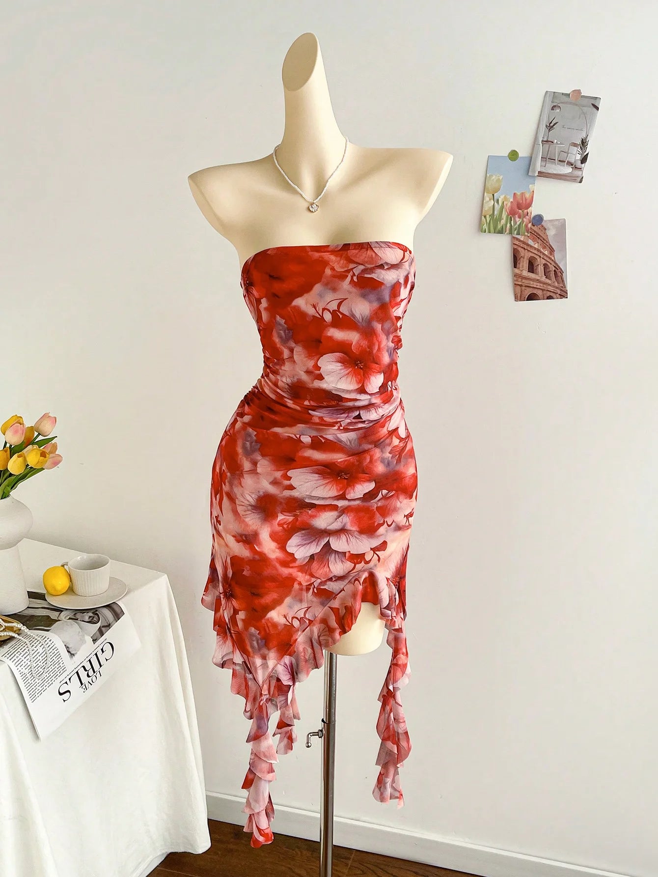New spring/summer ladies sexy strapless, backless hemline irregular mini dress