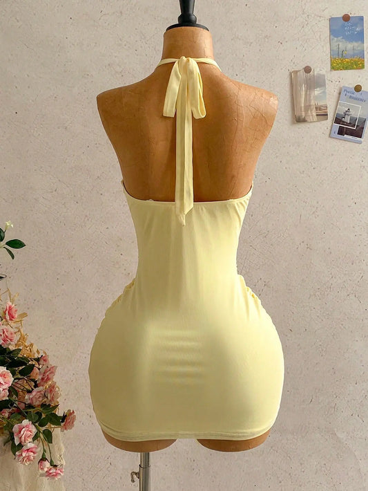 Women Sexy Solid Pleated Strapless Mini Dress With Ribbon Deep V Backless Casual Summer Party Dress For Daily Wear Club Night