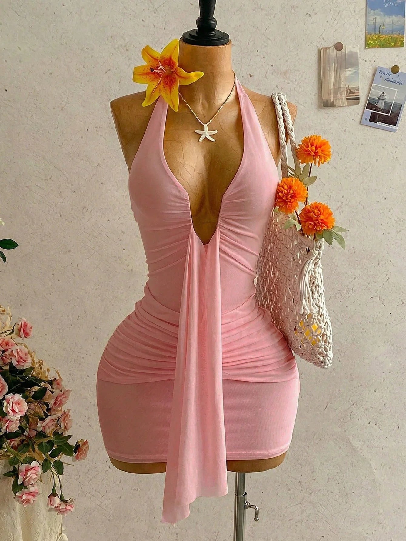 Women Sexy Solid Pleated Strapless Mini Dress With Ribbon Deep V Backless Casual Summer Party Dress For Daily Wear Club Night
