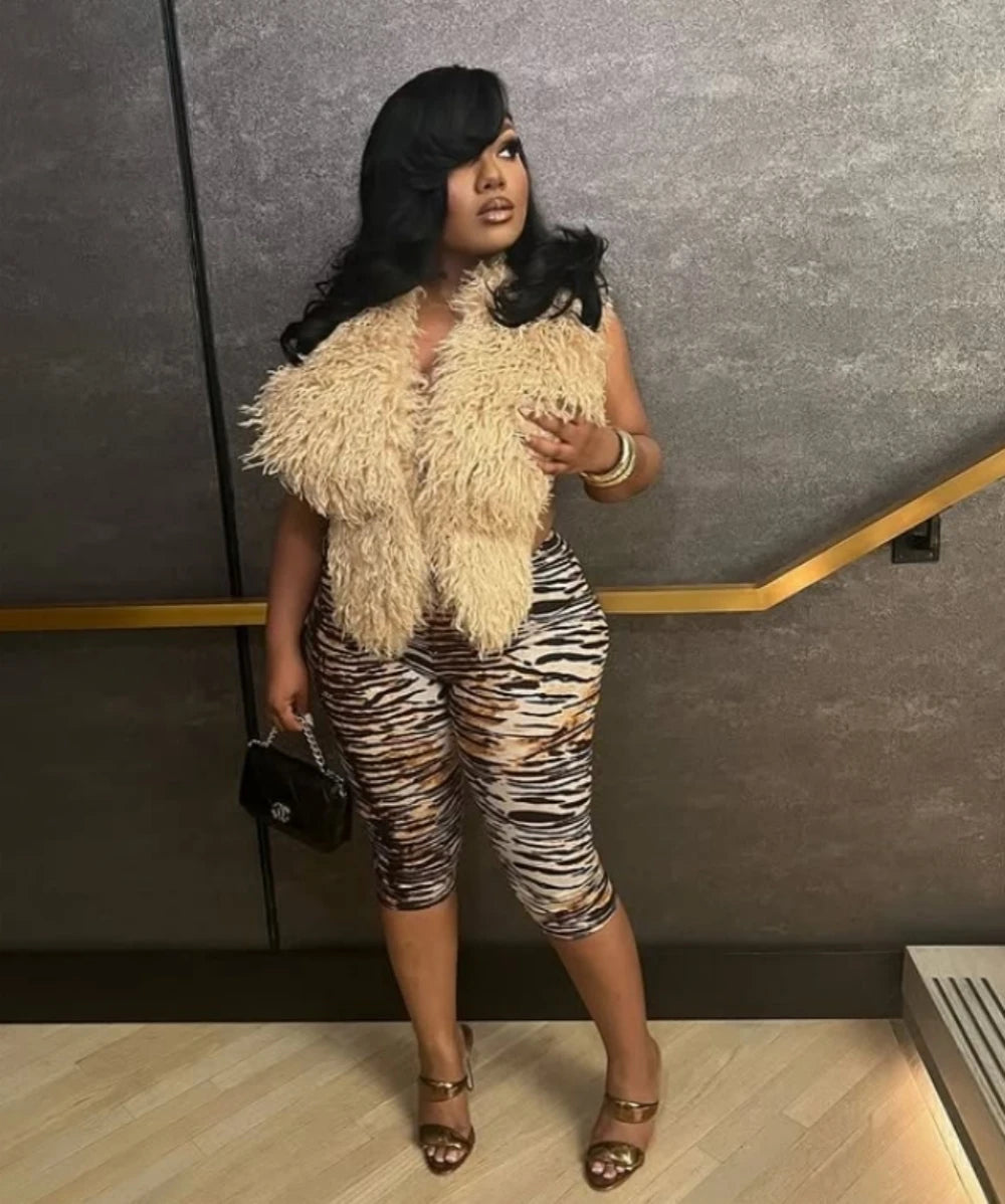 HLJ&GG Fashion Hot Girl Fur Feather Halter Top Two Piece Sets Women Sleeveless Backless Slim Waistcoat And Leopard Shorts Outfit