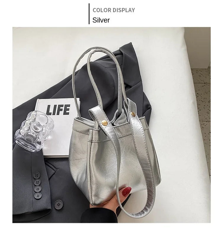 Design Sense Red Women New 2024 Fashion Texture Shoulder Bag Popular Popular Hand Tote Bags for Women Handbags Red Purse Bolsa