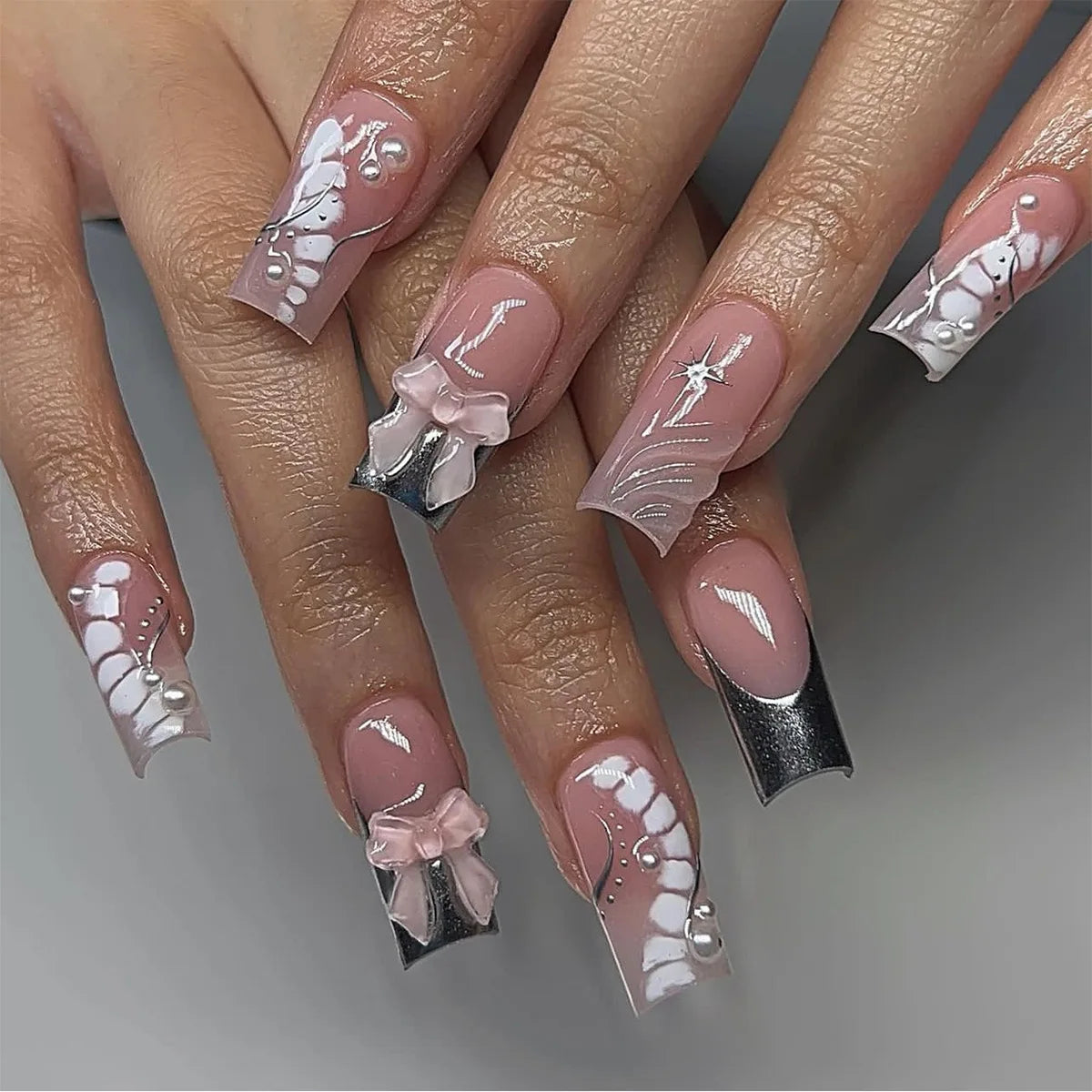 24pcs Nude Pink False Nails Patches 3D Bowknots Flower Press On Nails 2024 New Wearable White French Style Fake Nail Tips