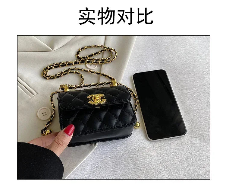 2025 New Arrival! Women's High-Quality Textured Small Square Bag - Trendy Chain Shoulder Design, Versatile for All Occasions