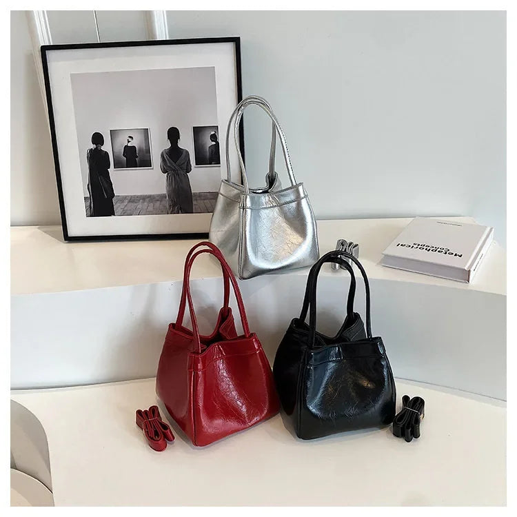 Design Sense Red Women New 2024 Fashion Texture Shoulder Bag Popular Popular Hand Tote Bags for Women Handbags Red Purse Bolsa
