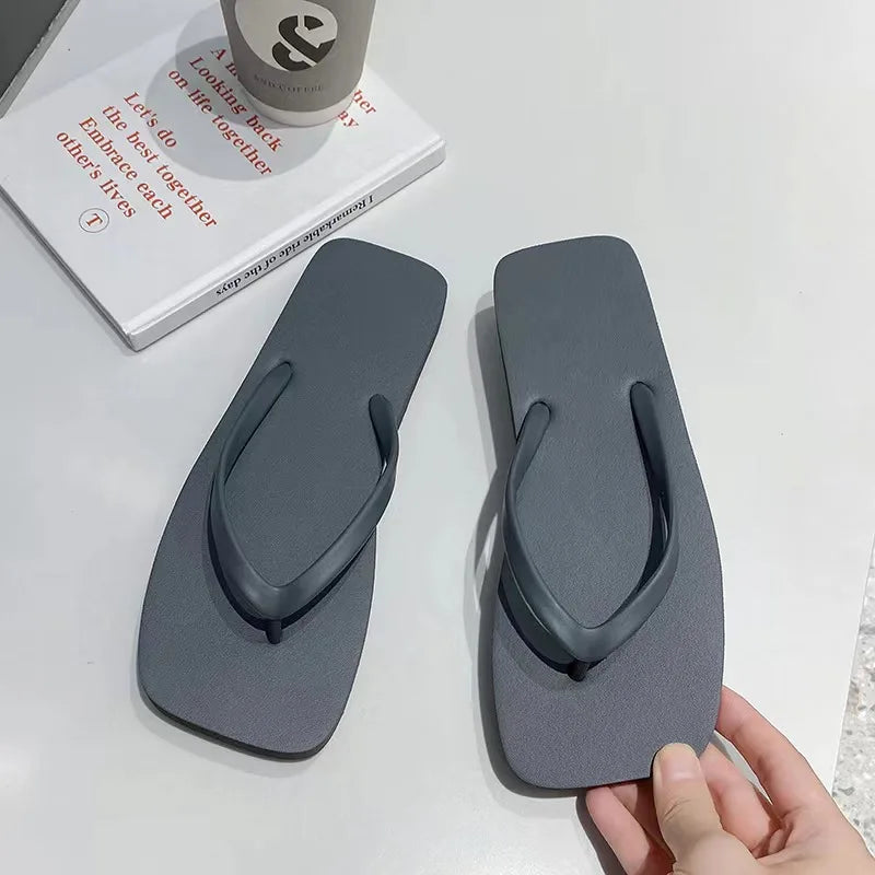 Solid Color Non-slip Leisure Couple Slippers Women Summer Beach Slippers Outdoor Women Flip Flops Breathable Beach sandals women
