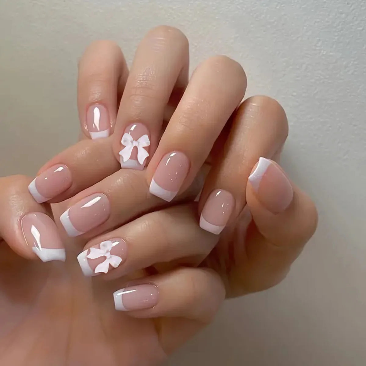 White French Press on Nails 3D Bowknot Fake Nails Tips Full Cover Wearable False Nails for Women and Girls DIY 24Pcs