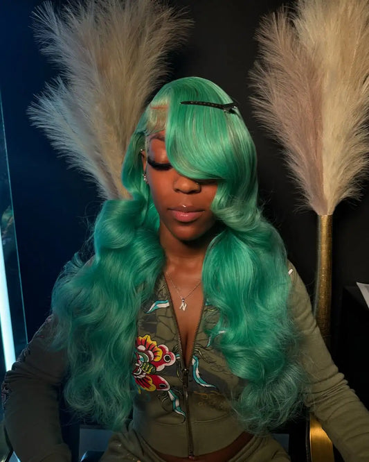 Brazilian Mint Green 30 Inch Body Wave 13x4 Lace Frontal Human Hair Wigs Colored 13x6 HD Transparent Lace Front Wig 200 Density