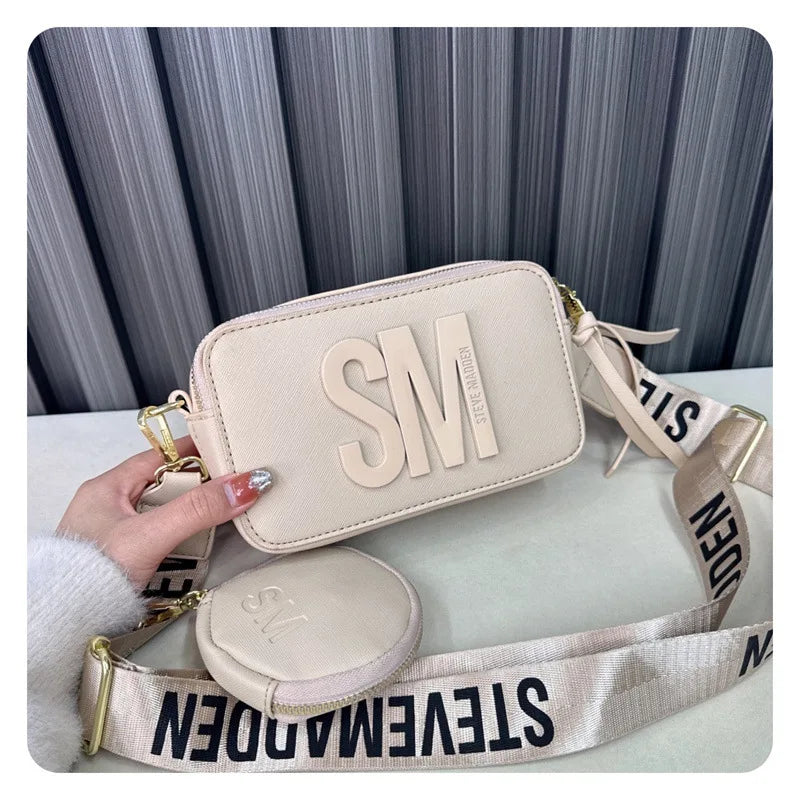 2024 Spring/Summer New Fashion Camera Bag with Wide Shoulder Strap, Lettering, Small Square Bag, Crossbody Bag