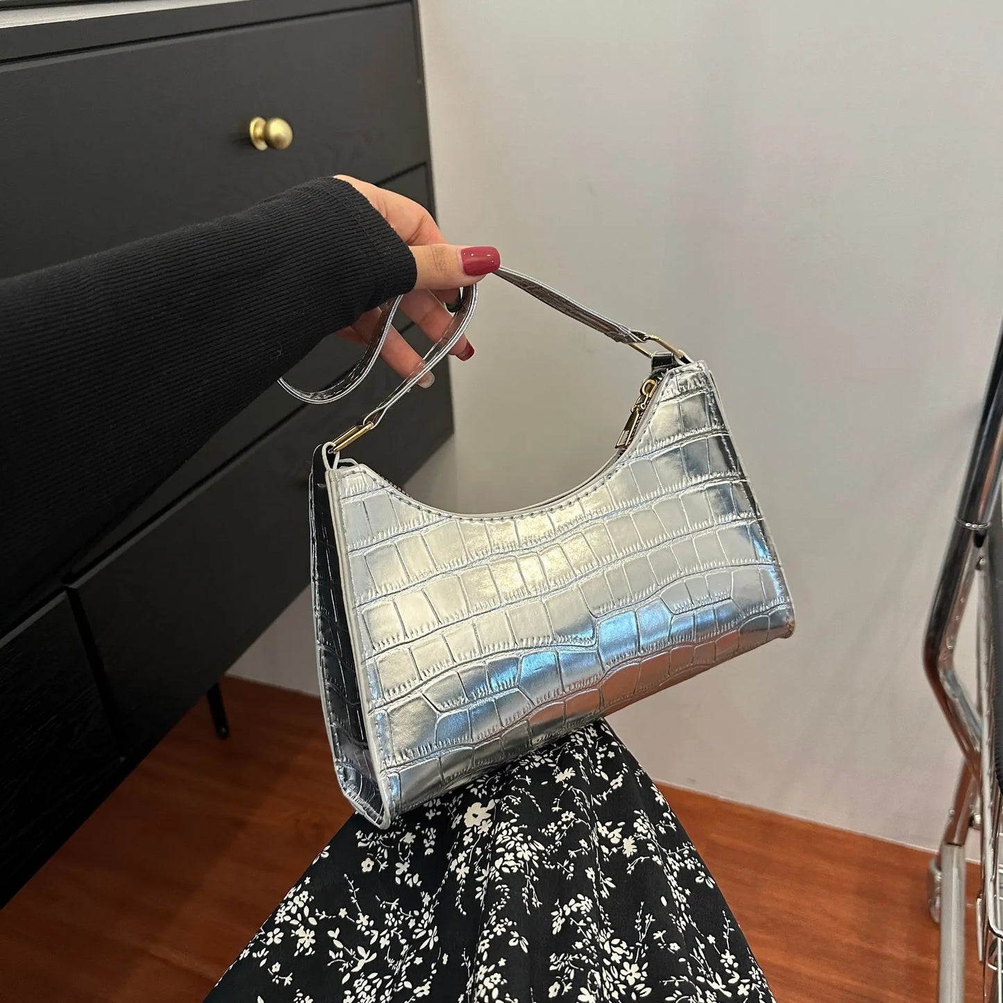 Fashion PU Leather Bags for Women Alligator Pattern Armpit Handbag Female Small Underarm Messenger Bag Purse Shoulder Handbags