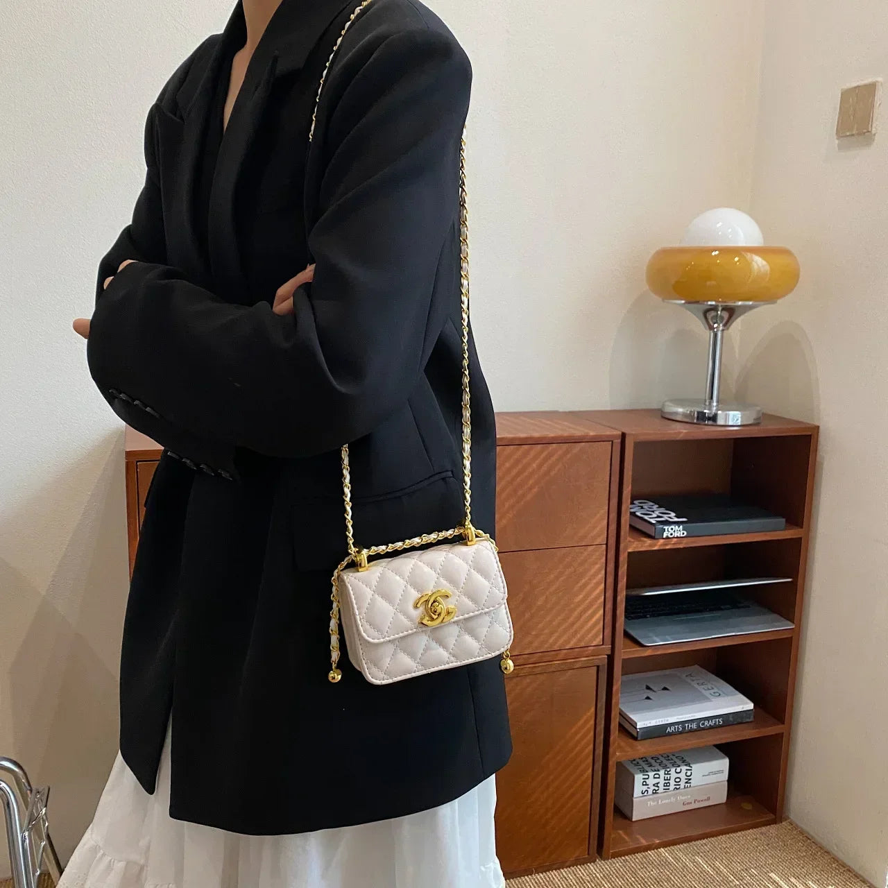 2025 New Arrival! Women's High-Quality Textured Small Square Bag - Trendy Chain Shoulder Design, Versatile for All Occasions