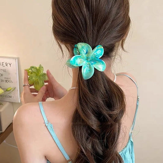 Summer Hawaiian Flower Hair Claw Clip Fashion Plastic Flower Hairpins Ponytail Clips Barrettes Beach Hair Accessories Headwear