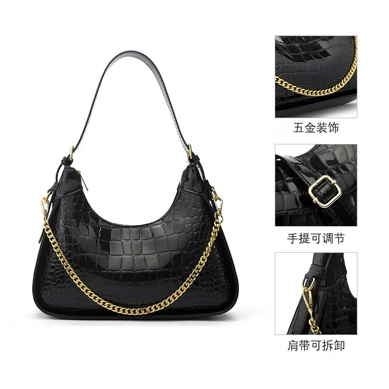 Women's Large - Capacity Tote Bag | Casual Simple Shoulder Style, Retro - Inspired Design for Commuting, Spacious Interior