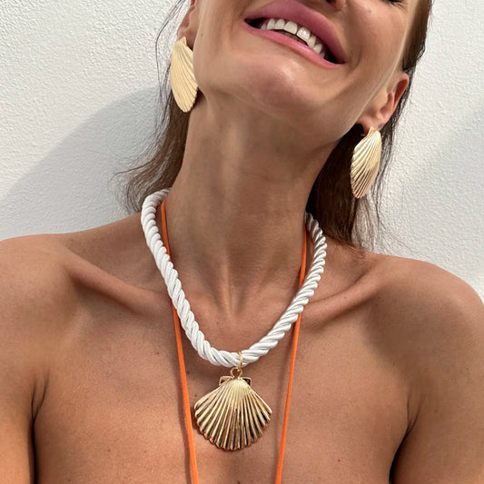Ingemark Creative Unique Big Metal Scallop Pendant Choker Necklace Stud Earrings for Women 2025 New Fashion Summer Jewelry Set