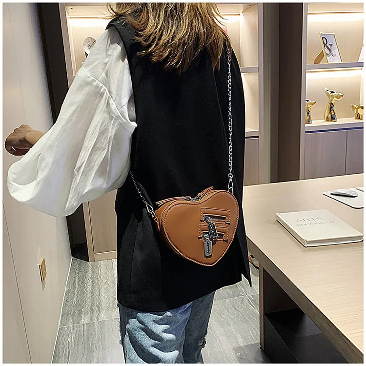 Gothic Heart Blade Zipper Chain Crossbody Bags for Women Girl Casual Shoulder Purses Handbags Techwear Summer Wallet Goth