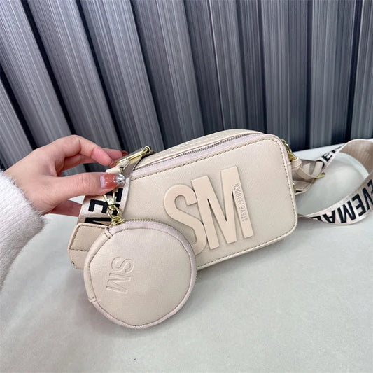 2024 Spring/Summer New Fashion Camera Bag with Wide Shoulder Strap, Lettering, Small Square Bag, Crossbody Bag
