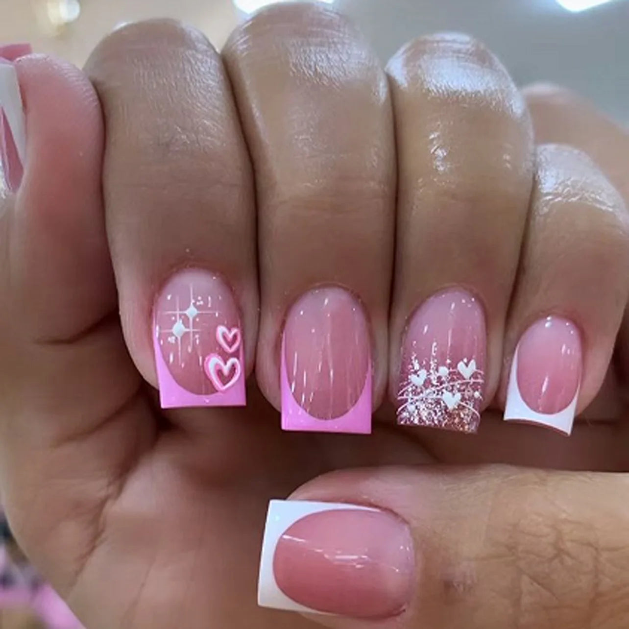 24pcs Short French Press on Nails White Flower Stripes Print Fake Nail Tips Full Cover Wearable Square Head False Nail Tips