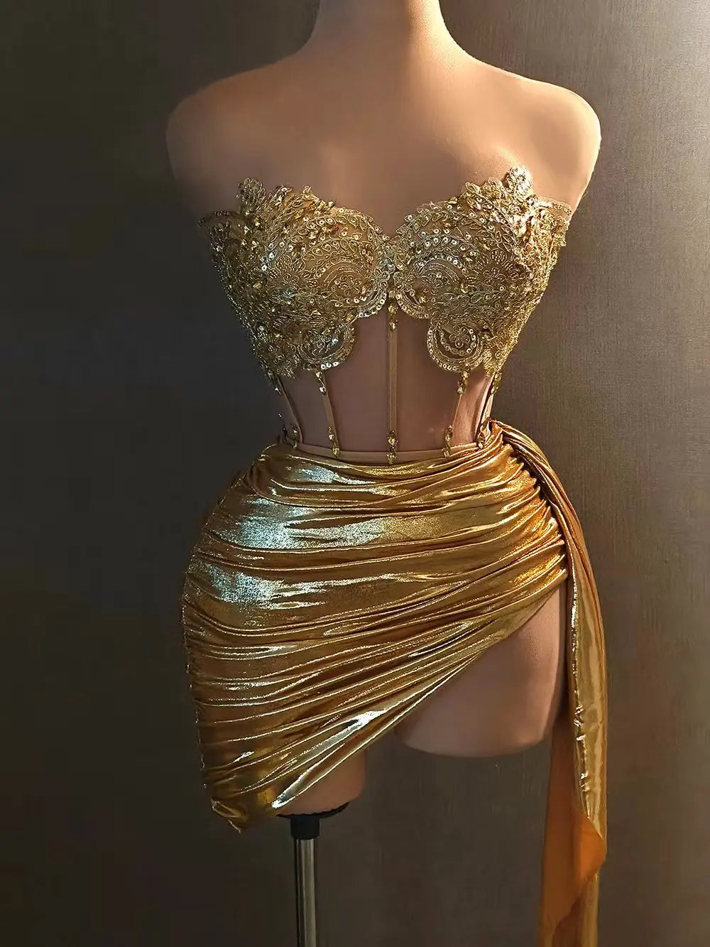 Women Glitter dress Sets, Sexy Strapless Sequins Rhinestone Luxury Gold Dress Design 2024 Stage Show Outfit