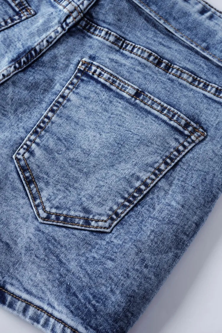 Women's Blue jeans shorts Y2K Inspired Belted Design Bow Adorned Pockets Trendy Streetwear for Fashion Forward Women