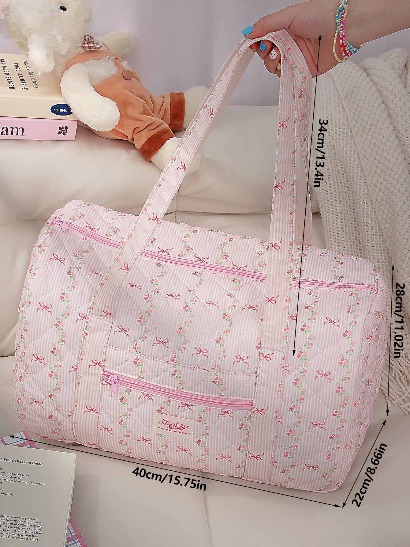 1pcs pink striped travel makeup bag,fashionable and casual portable makeup bag, large capacity cute travel toiletry bag