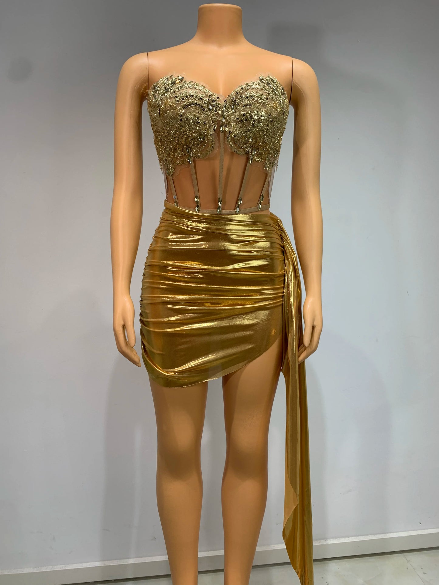 Women Glitter dress Sets, Sexy Strapless Sequins Rhinestone Luxury Gold Dress Design 2024 Stage Show Outfit