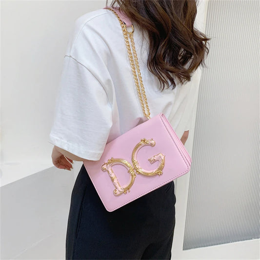 Stylish Crossbody Bag Ladies Handbag Made Of Genuine Leather With Gold Accents Fashionable Everyday Essential