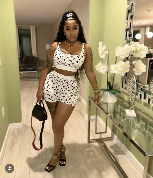 STYLISH LADY Moon Printed Fitness 2 Piece Set Women Sleeveless Crop Top and Shorts Suits 2025 Summer Club Street Sports Outfits